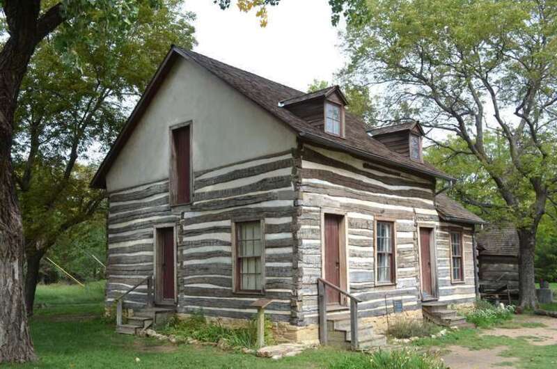 Darius Sales Munger House