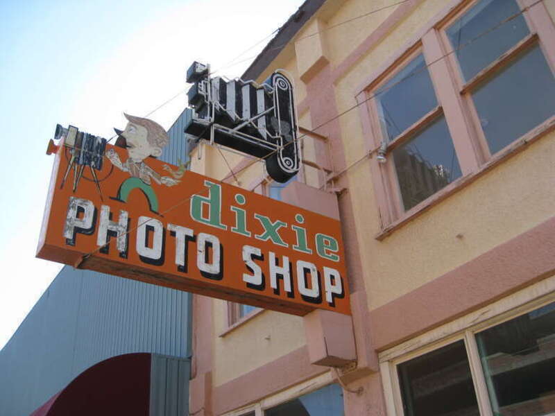 A classy sign, seen in St. George, Utah

gc 124