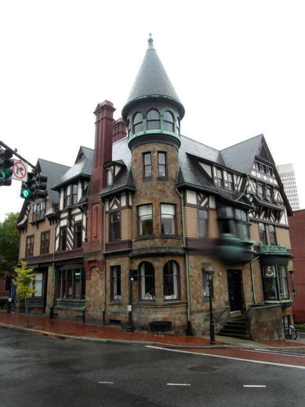 Carr House, RISD