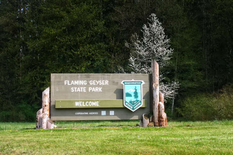 Flaming Geyser State Park sign