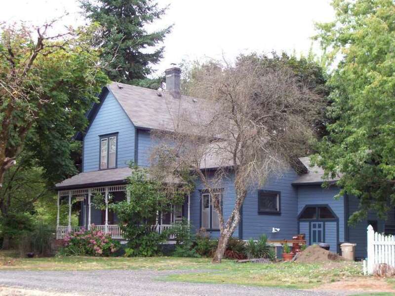 George Taylor House in Corvallis Oregon. Listed on the National Register of Historic Places.