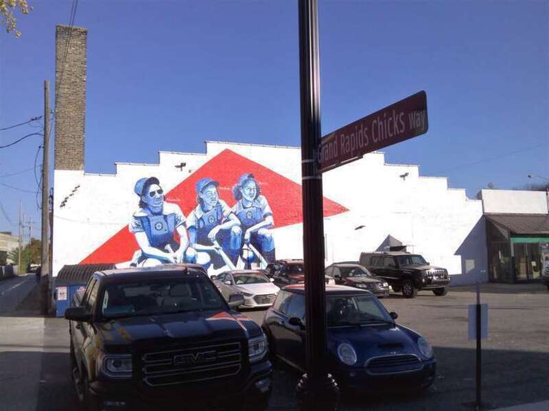 Near the intersection of Newberry and Ottawa Street NE in Grand Rapids, Michigan is a mural in honor of the baseball team that entertained residents in the 1940s and 1950s that features three of the athletes.