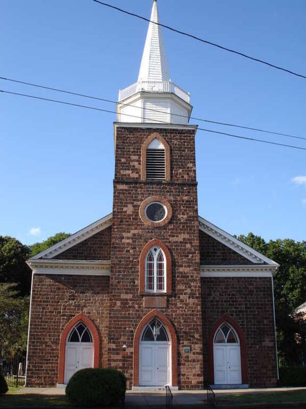 This is a photo I took myself of the Church On The Green in Hackensack, New Jersey, USA. (11 August 2006)