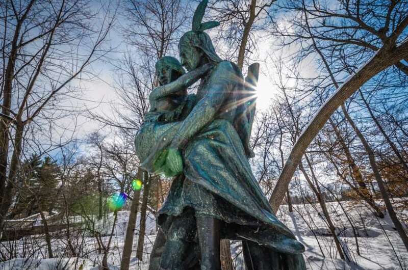 Hiawatha and Minnehaha sculpture by Jacob Fjelde (1855-1896).