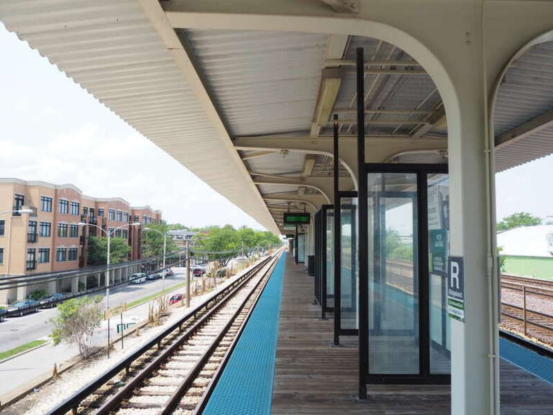 Inbound track at Ridgeland, looking west