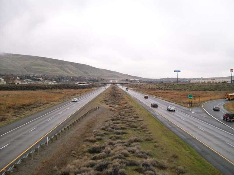 Keene Road bridges over Interstate 182 in Richland, Washington.