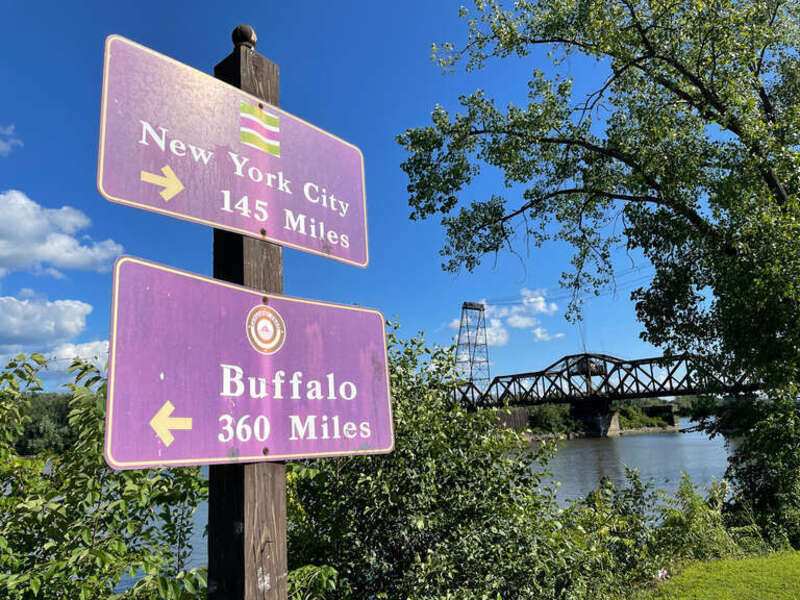 Mohawk-Hudson Bike-Hike Trail sign in Albany
