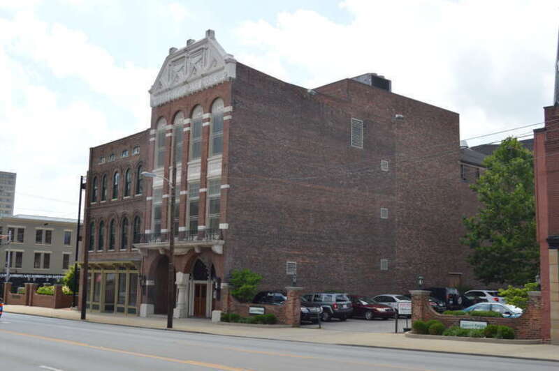 Front and northern side of the Opera House and Yates Bookshop Building, located at 145 and 141 N. Broadway (U.S. Routes 27/68) in downtown Lexington, Kentucky, United States.  Built in 1887, they are listed on the National Register of Historic