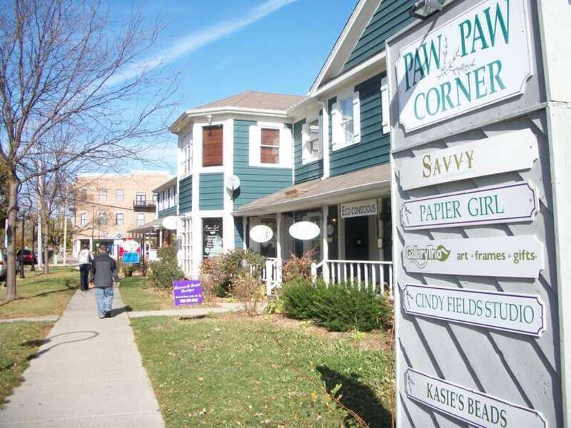 Paw Paw Corner