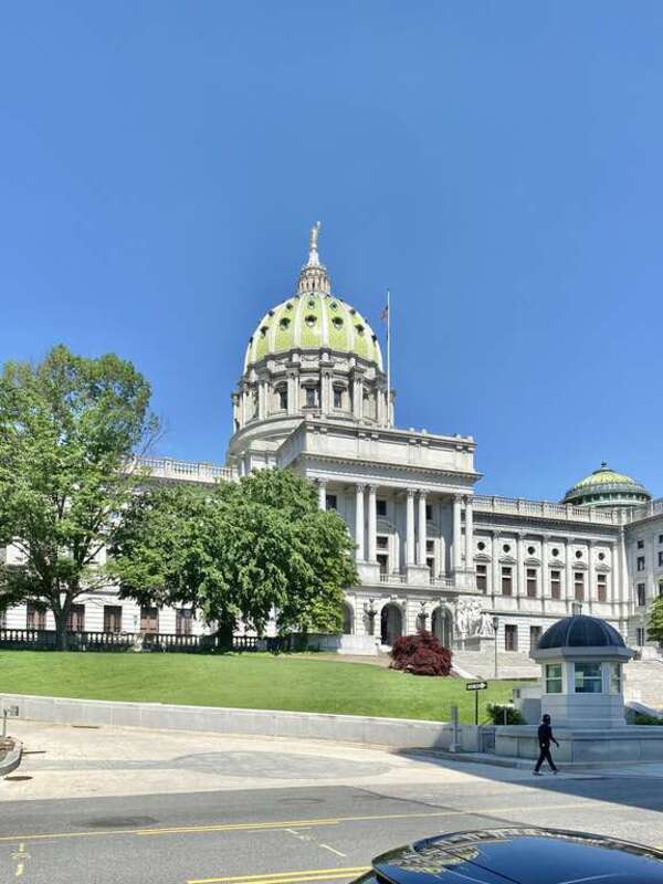 Built between 1902 and 1906, this Beaux Arts-style building was designed by Joseph Miller Huston to house the state government of Pennsylvania.  The building was constructed around a nucleus consisting of a heavily modified temporary capitol
