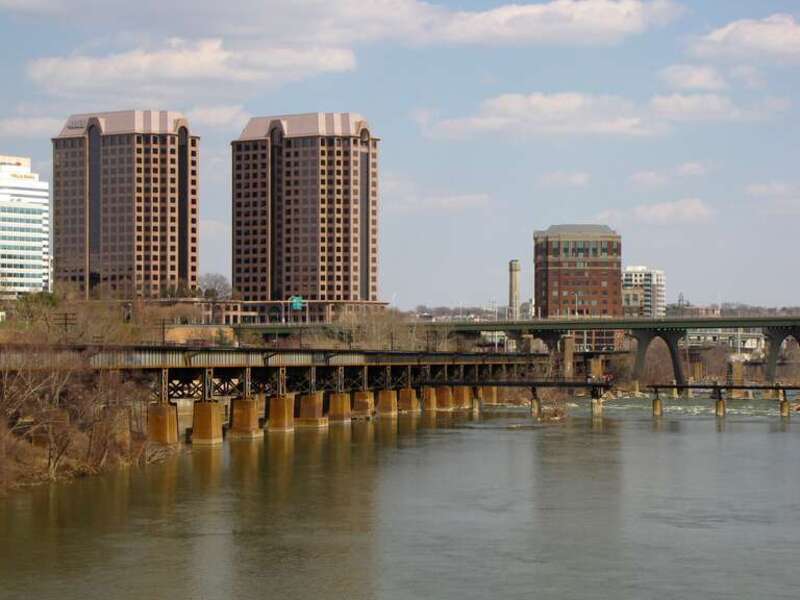 The skyline of Richmond, Virginia as viewed from the Belle Isle pedestrian bridge.
More at The Schumin Web:
<a href="http://www.schuminweb.com/photography/photo-2013/richmond-2013/" rel="noreferrer