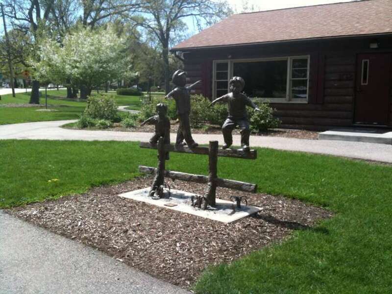 Statue