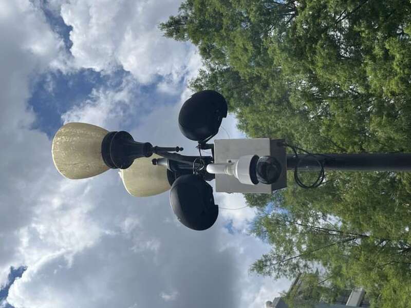 Street lights &amp; security camera - Lake Eola Park (May 2023).