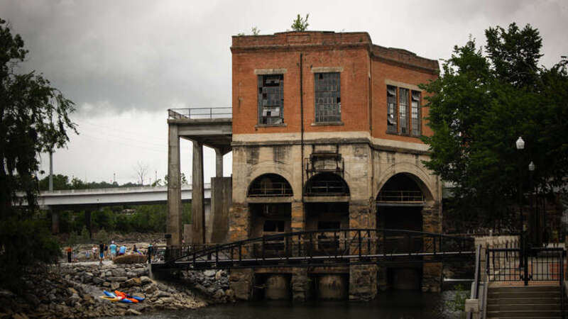 
500px provided description: June 9, 2013 [#city ,#water ,#river ,#old ,#urban ,#architecture ,#bridge ,#dark ,#mill ,#mystery ,#mills ,#creepy ,#rundown]