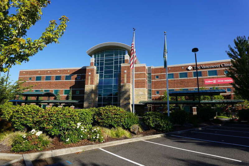 Image shows the southeastern face of a building named The Vancouver Clinic. Photograph taken on 2020-07-19T15:13Z.