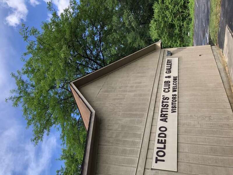 Toledo Artist' Club &amp; Gallery in the Toledo Botanical Garden