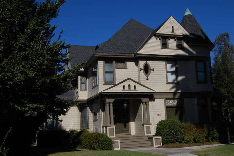 Dunne Mansion. Queen Anne style. Built circa 1893. 1818 The Alameda. San Jose, California, USA