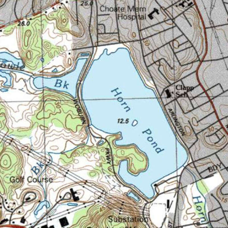 Detail view of USGS Topographical Map for Woburn, Massachusetts, USA showing Horn Pond.