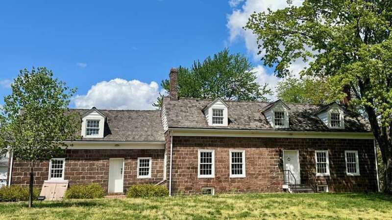 The Vanderhoef-Westervelt House, also known as the Garritse–Doremus–Westervelt House, in Weasel Brook Park in Clifton, New Jersey. 


This is an image of a place or building that is listed on the National Register of Historic Places in the United