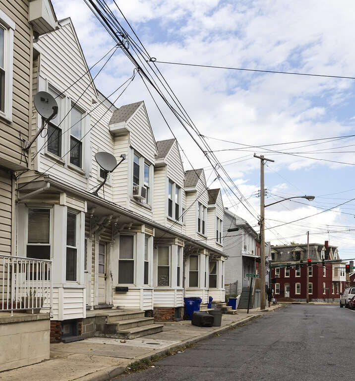 Houses At 16-22 East Lee Street, Hagerstown, Maryland, USA