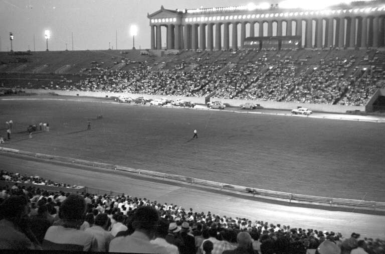 Go to:
stockcarracing.automotive.com/70017/scrp-0611-tom-pistone...
for a look at the background of these races.
jarchie219@gmail.com
Chicago