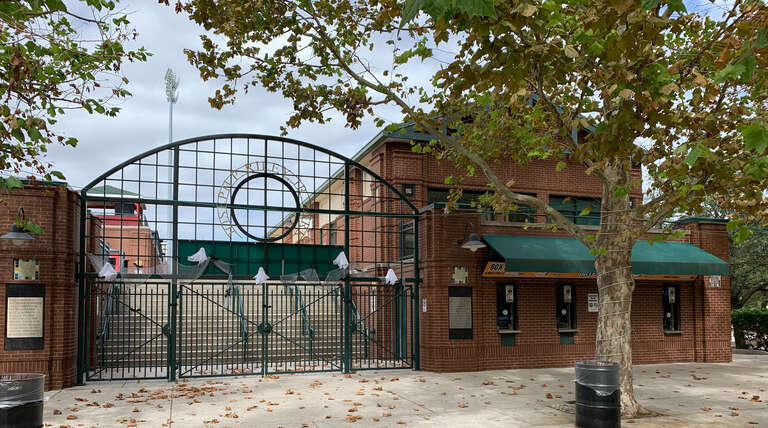 360 Fishburne Street, Charleston, South Carolina - south entrance