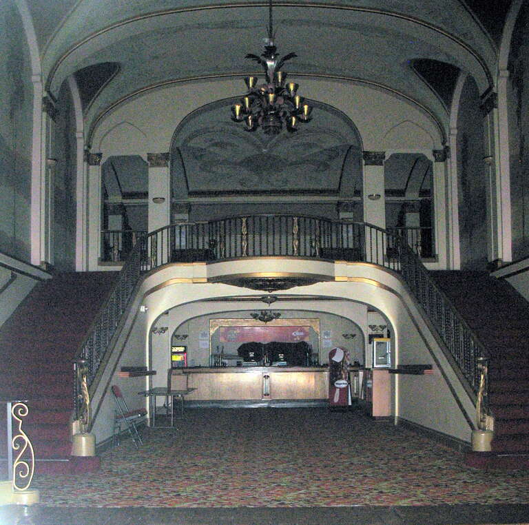 w:National Register of Historic Places listings in San Mateo County, California.
New Sequoia Theater Building, 2211-2235 Broadway, Redwood City, California




This is an image of a place or building that is listed on the National Register of
