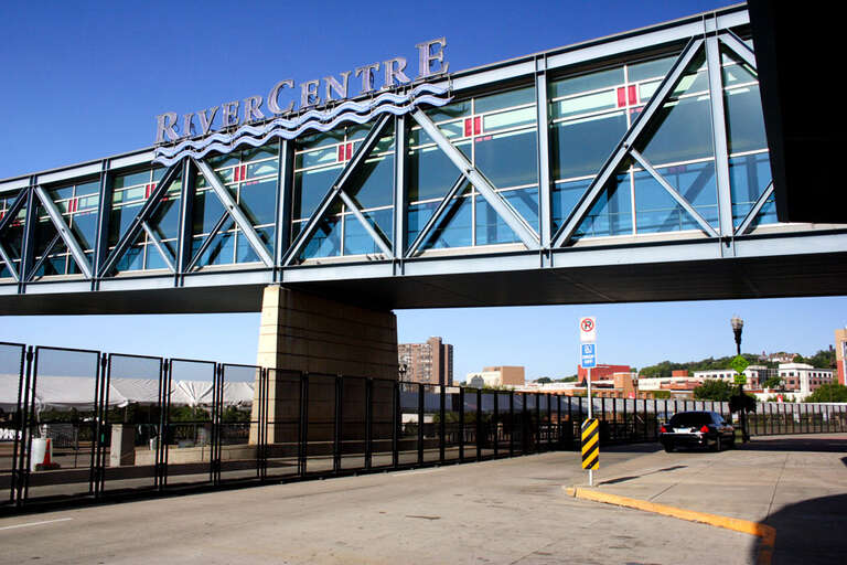 Beautiful weather for a convention . . one attendee asked me where the Xcel center is.  Good question, this is it, but it is also the RiverCentre