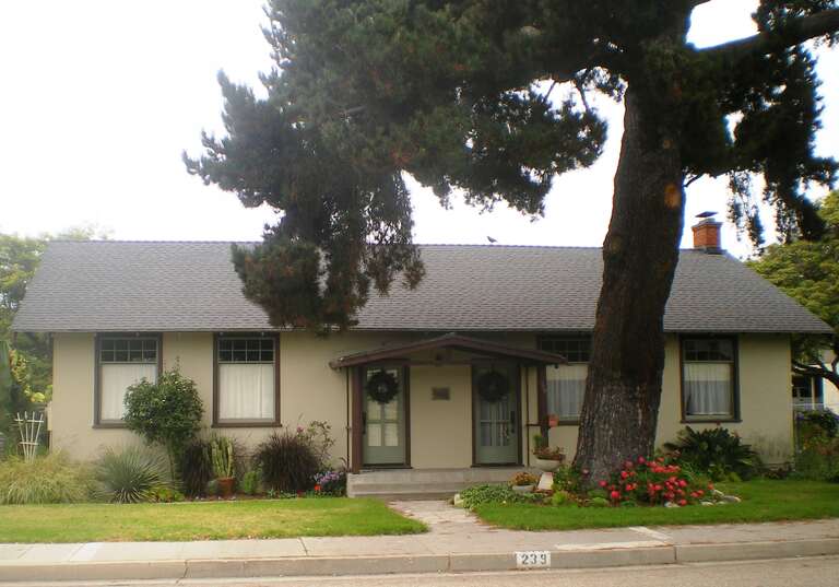 Women's Improvement Club of Hueneme, 239 E. Scott St., Port Hueneme, California