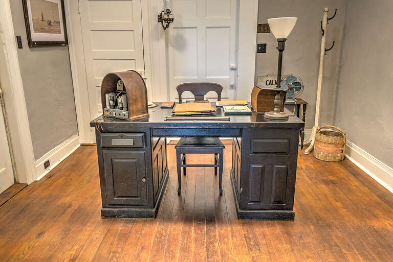 regina's office