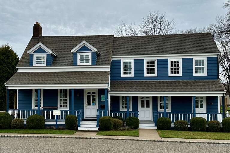 The Visitor Center, the "Blue" House, at the Liberty Hall in Union Township, Union County, New Jersey. Home of Mildred Barry Hughes, first woman elected to serve in the New Jersey Senate, 1966–1968.



This is an image of a place or building that is