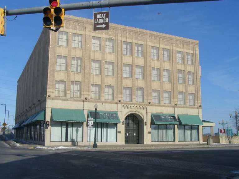 Broadway Building (Erie and Broadway Sts)