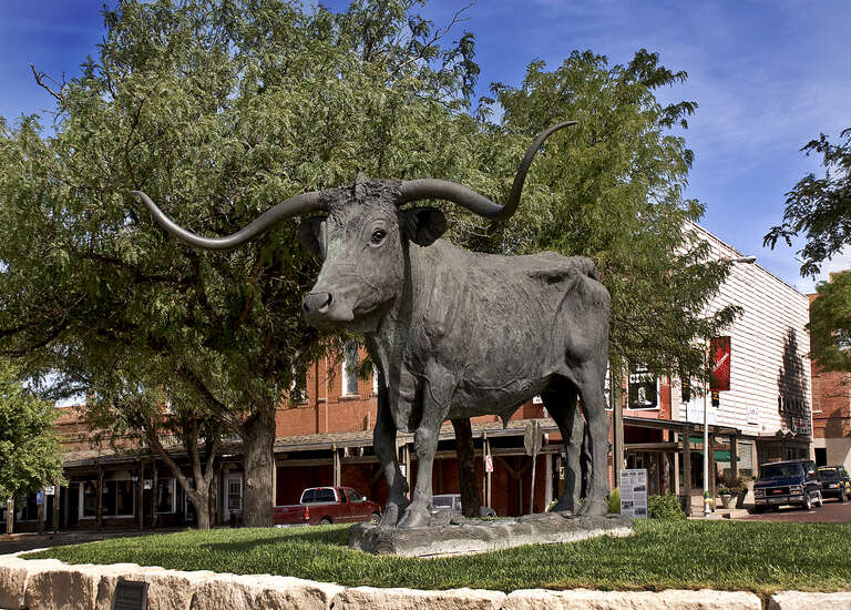 Longhorn Statue on Front Street, Dodge City, Kansas. Front Street &amp; 2nd Avenue.