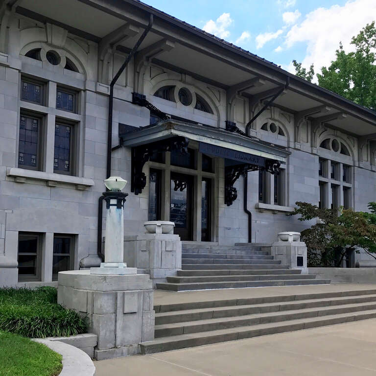 Pittsburg Public Library in Pittsburg, KS