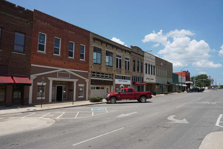 Crockett Street in Sherman, Texas (United States).