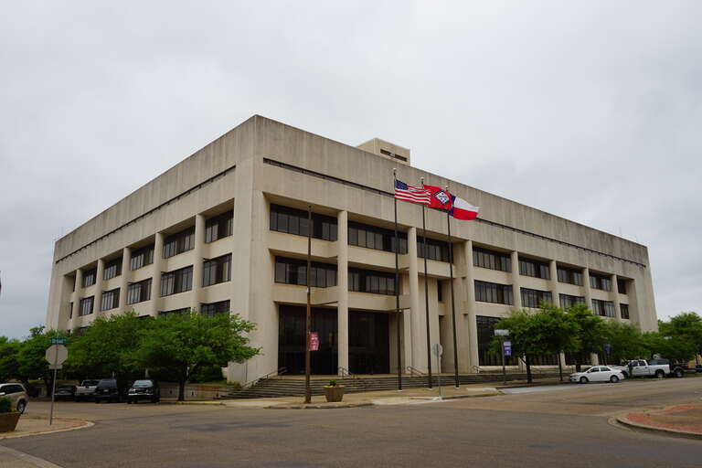The Bi-State Justice Building in Texarkana, Arkansas, and Texarkana, Texas (United States).