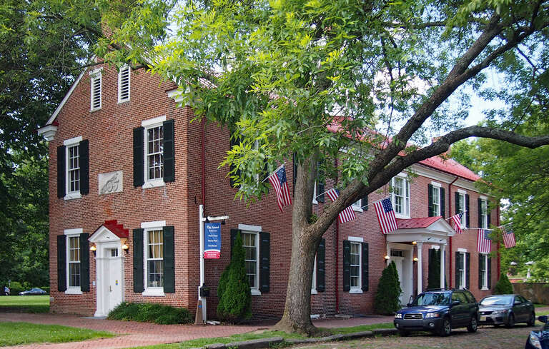 The Arsenal on the Green (now the New Castle Visitor Center), 30 Market St, New Castle, Delaware, USA.  Viewed from the south.  A contributing property to the New Castle Historic District.  



This is an image of a place or building that is listed