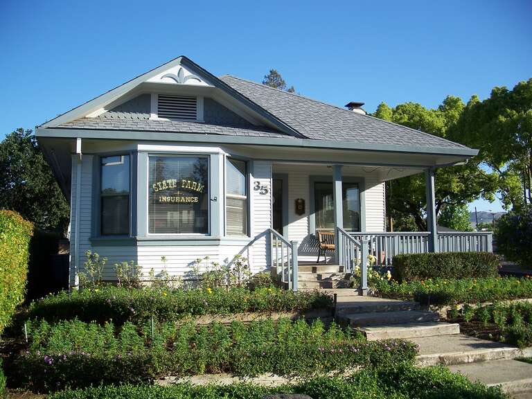 Hatch House, 35 West Main Avenue, Morgan Hill, California, United States.