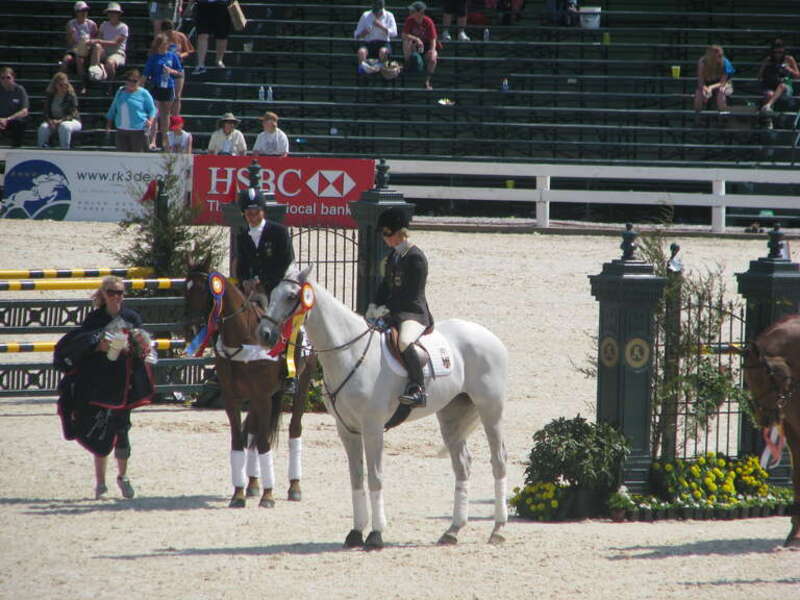 Rolex Kentucky Three Day Event (CCI 4*) 2009, presentation ceremony - riders and horses, frist and second place in final ranking: Lucinda Fredericks with Headley Britannia, Bettina Hoy with Ringwood Cockatoo (Irish Sport Horse[1])