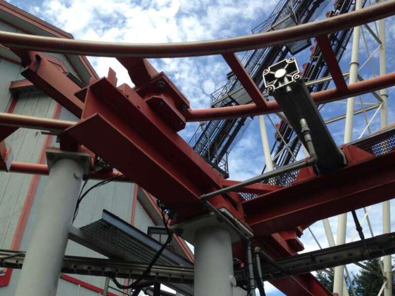 Storm Runner rail