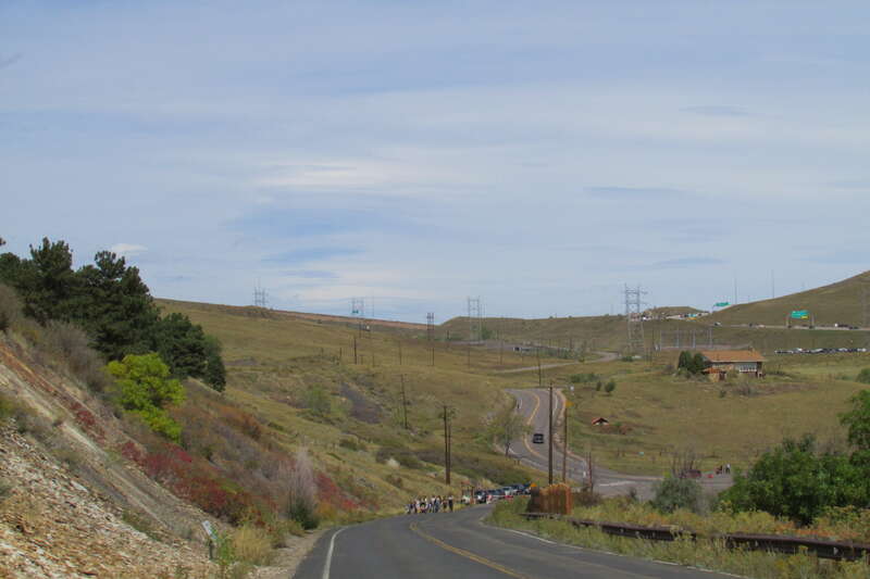 Pedestrian &amp; bike only access to Dinosaur Ridge, Colorado.  A tour bus provides access to those who do not wish to walk or bike the route.