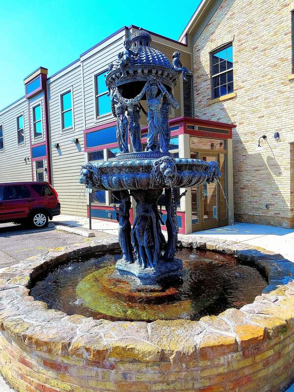 Middleton Fountain