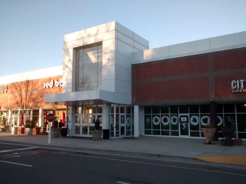 The exterior of University Mall (Chapel Hill, North Carolina).