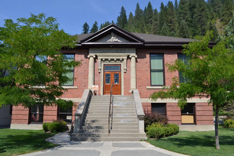 Opened 1911, Restored 1999