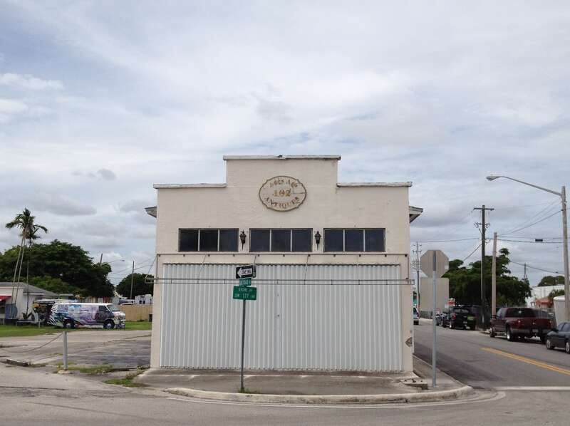 The forerunner of Miami's Holsum Bakery. Listed on the National Register of Historic Places.