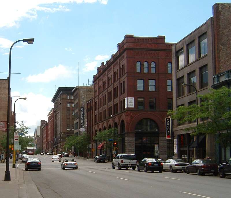 View of the Warehouse District in en:Minneapolis, Minnesota along 1st Avenue.