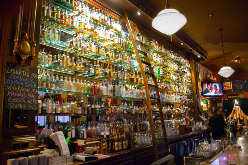 Paddy's Bar and Grill on SW Yamhill Street