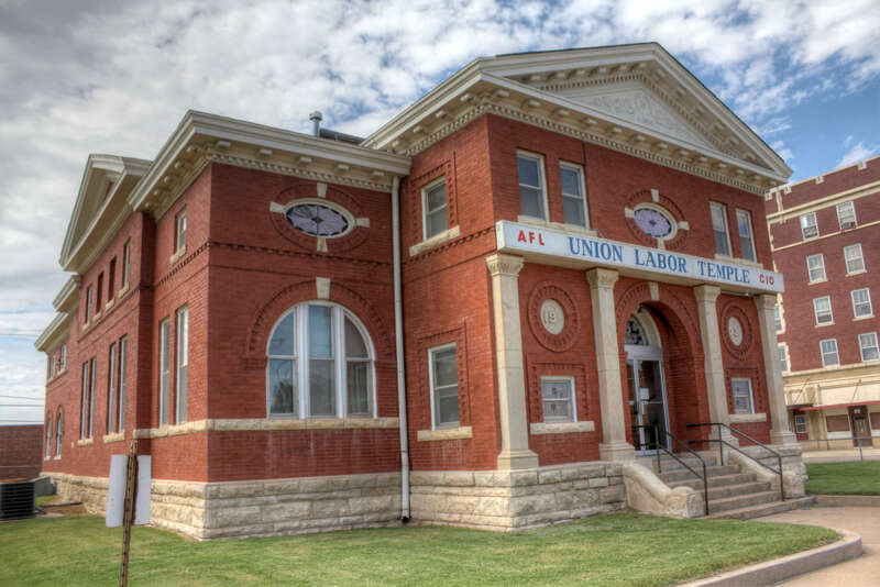Hutchinson Public Carnegie Library, 427 N. Main Hutchinson