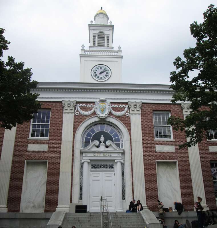 Burlington City Hall located at the corner of Church and Main Streets, east of City Hall Park, in Burlington Vermont, was built in 1928 in the Neoclassical style with Georgian aspects, and was designed by W. M. Kendall of McKim, Mead &amp; White.  It