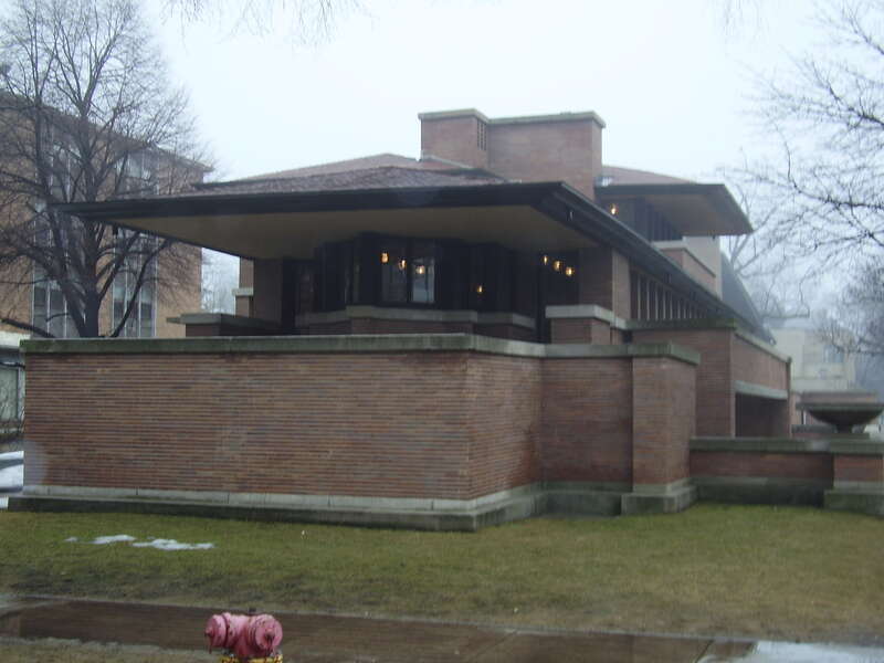 FLWright design in Hyde Park. The Frederick C. Robie house at 5757 South Woodlawn Ave, Hyde Park, Chicago, Illinois.